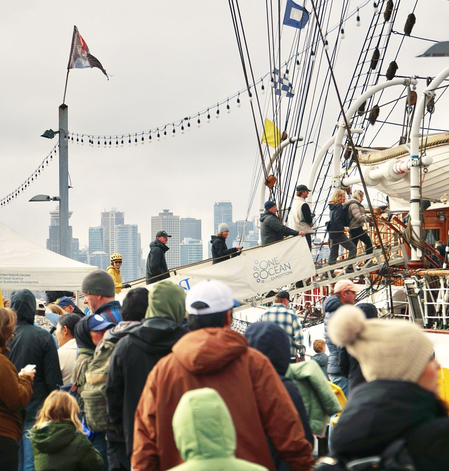 Open ship in Vancouver, Canada. Photo: Hanna Helle