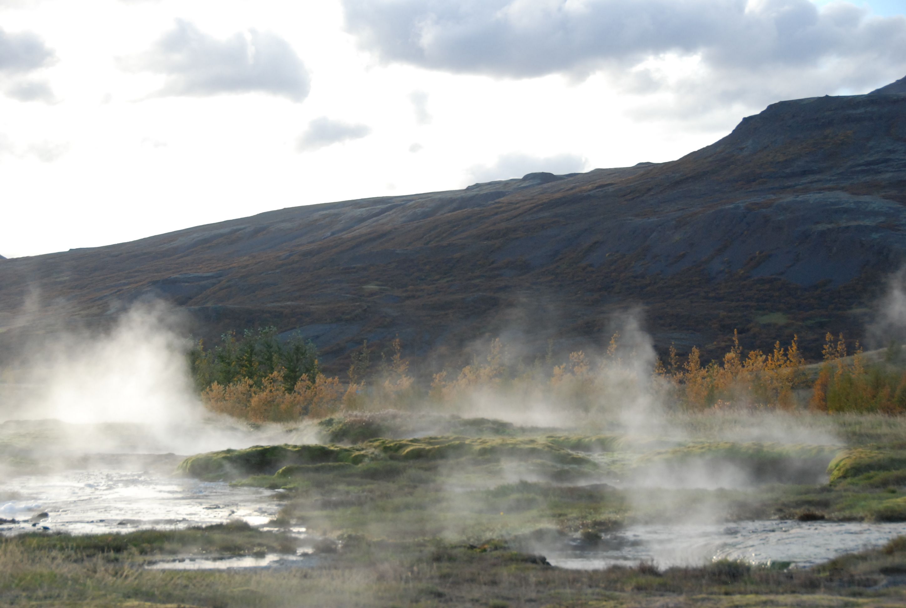 Hot springs on Iceland. Photo: Ronald Toppe