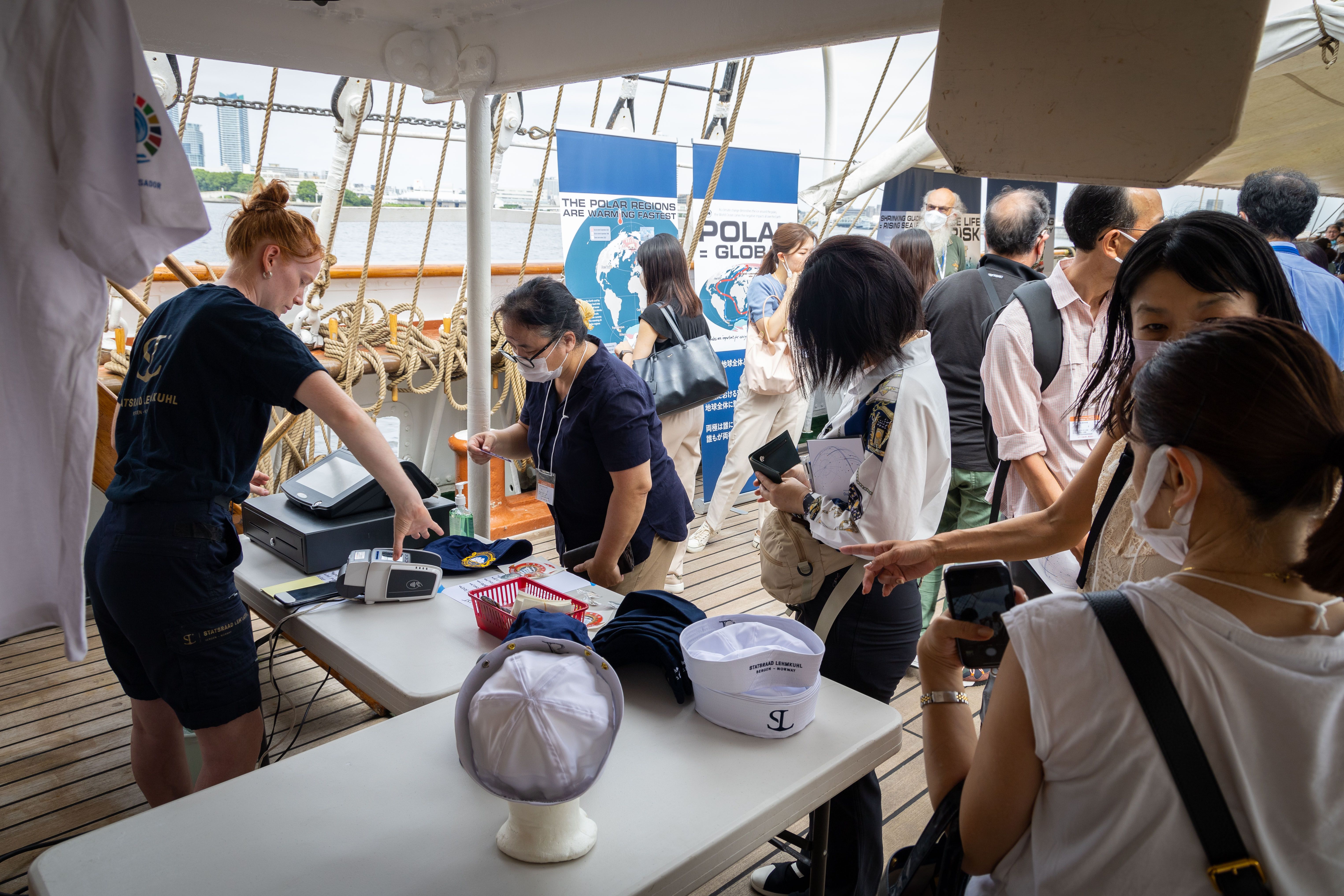 Open ship. Photo: André Marton Pedersen