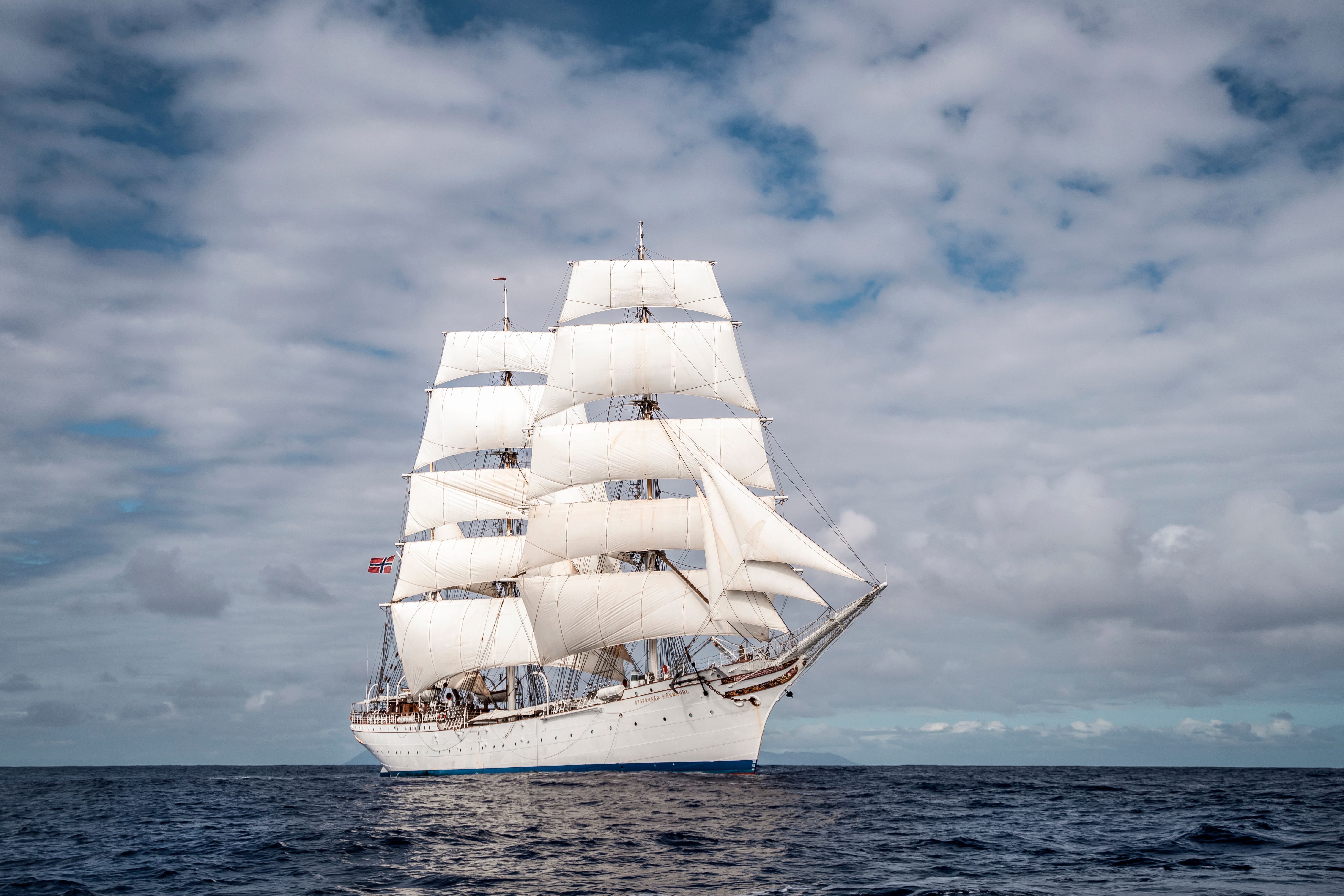 海 775b9c1e772a3410487be4934b69e0