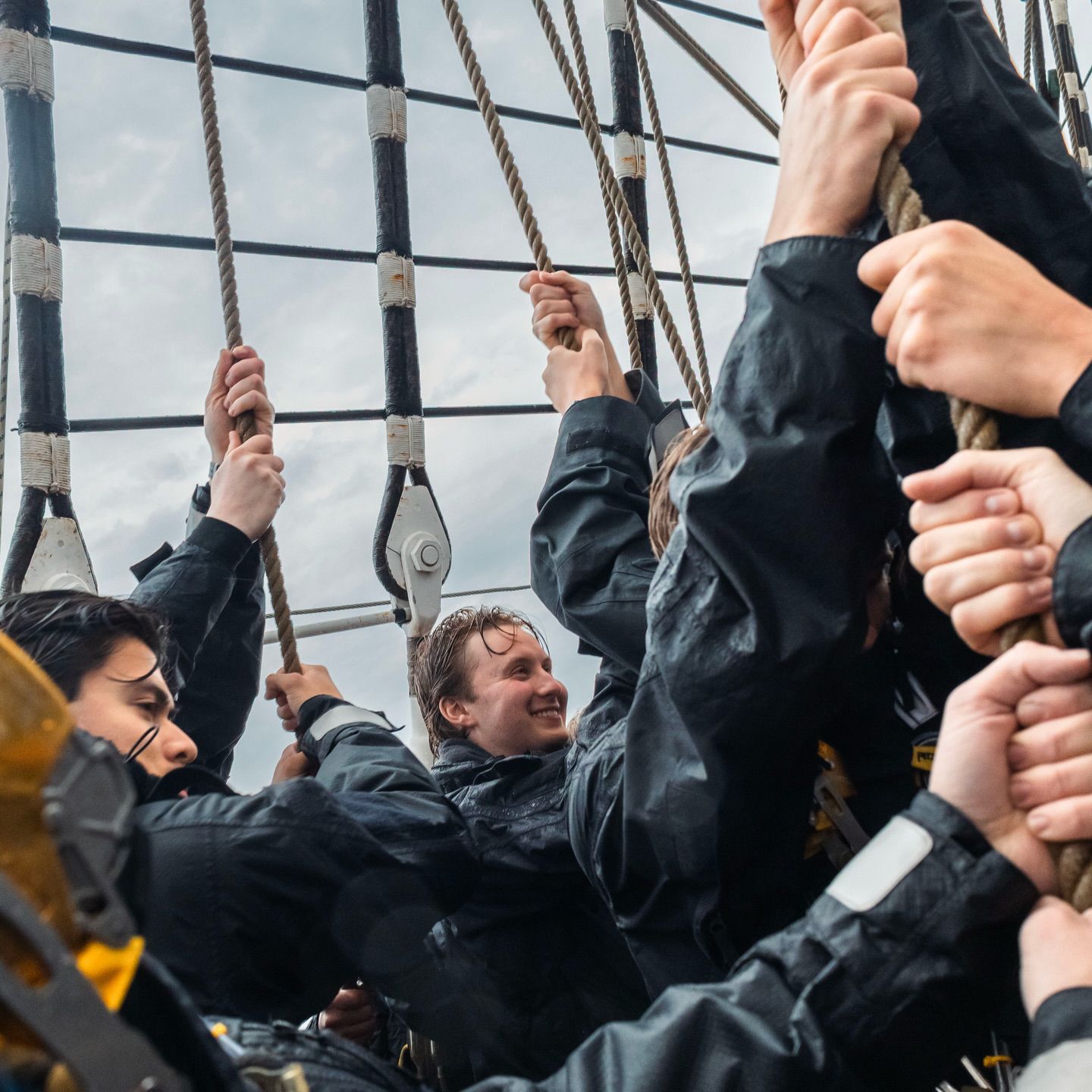 Cadets working the rigging. Photo: Andre Ingvoldstad