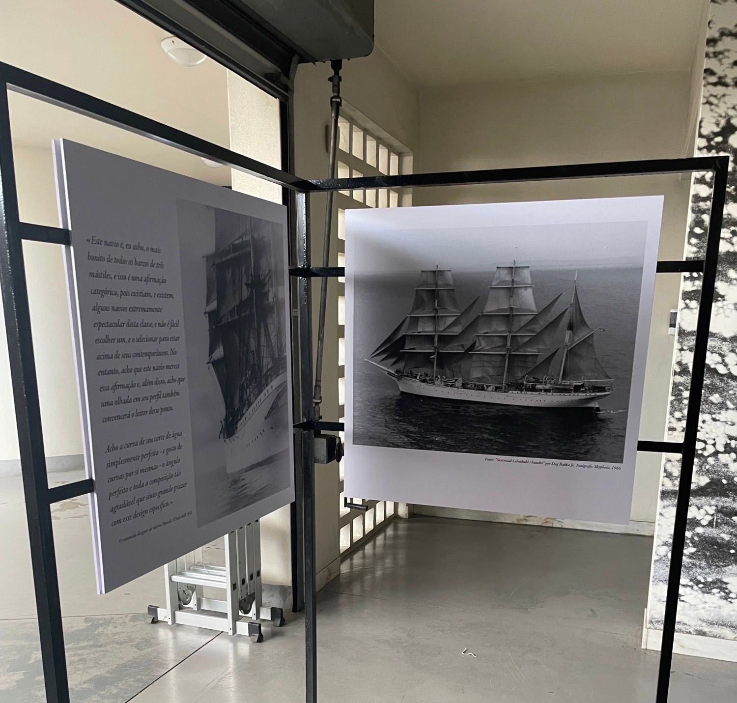 The exhibition in Maputo. Photo: Sabina Malskaer