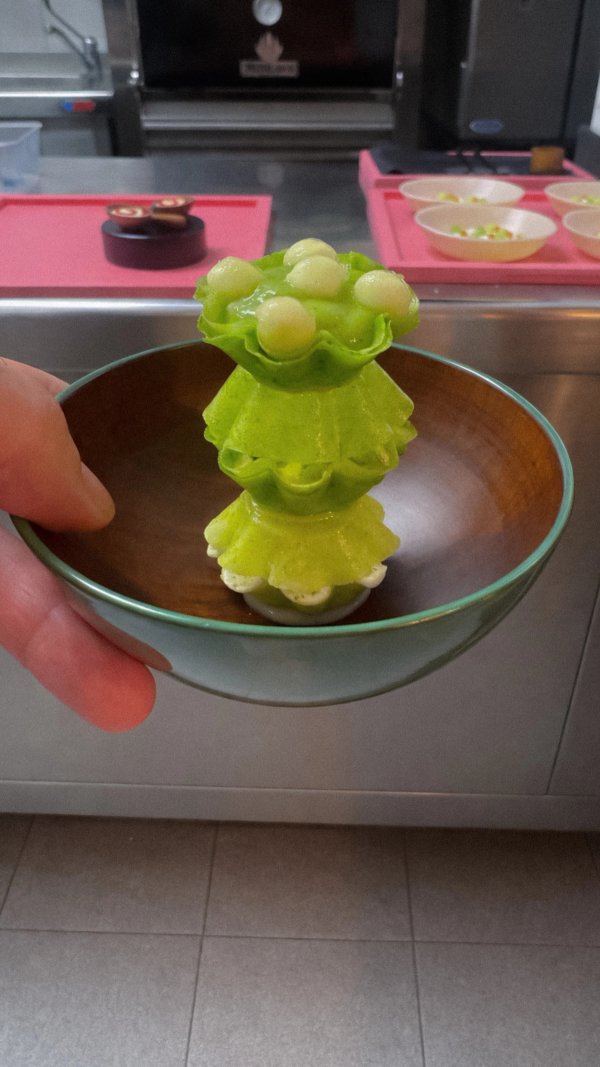 EFE14B32-2260-4F23-82AE-74689B823979