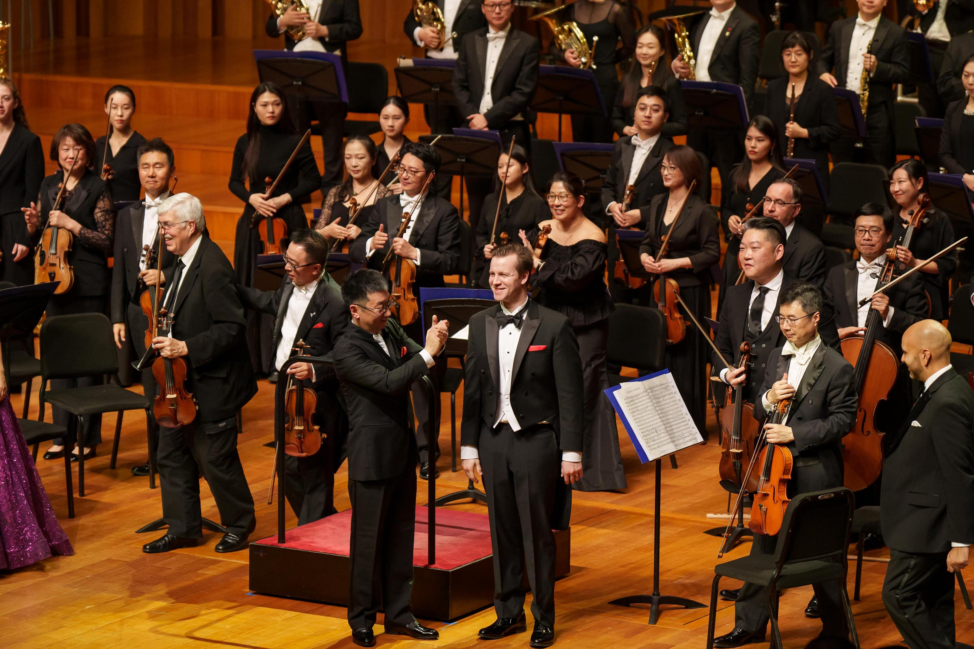 Tristan being applauded in Beijing