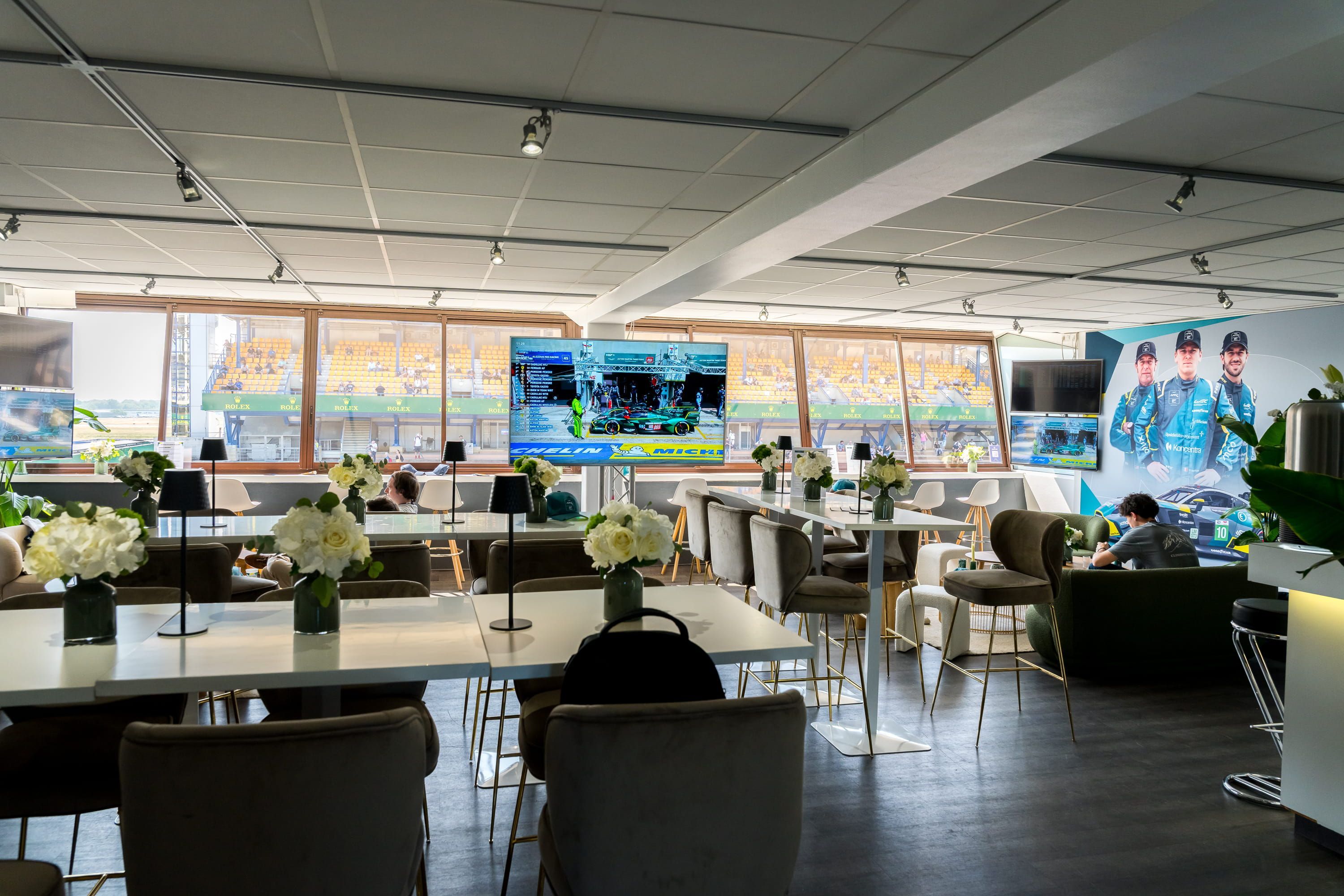 Pitlounge 24