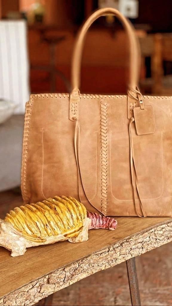 Cartera Aura cuero