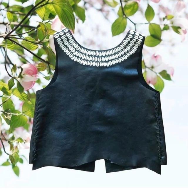 Top Aurora Cuero alternate