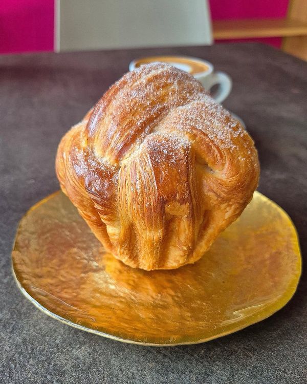 Cruffin