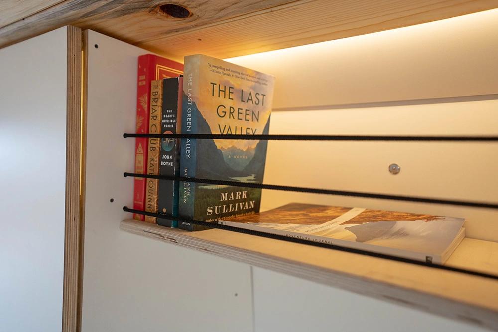 LV7 Interior Details