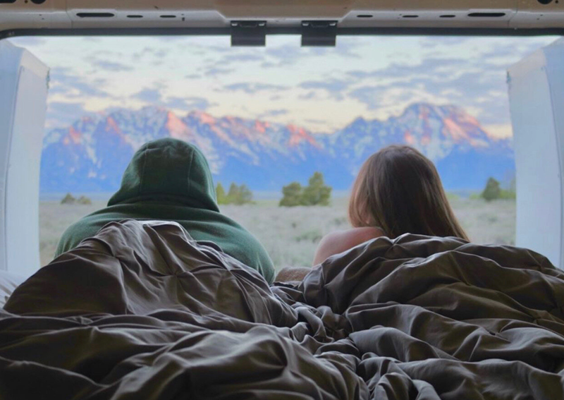 VAN LIFE TRAVEL GUIDE: The Best National Parks to Visit This Fall and Winter