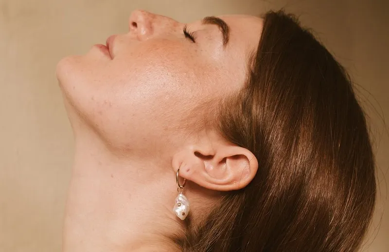 How to Use Vitamin C for Dark Spots