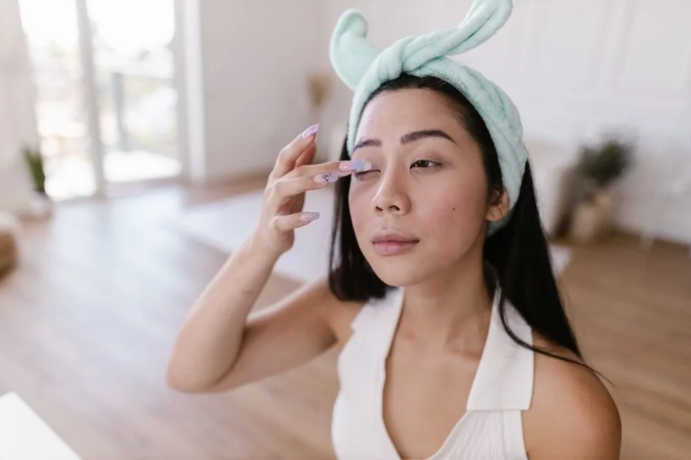 What Causes Forehead Wrinkles? — PROVEN personalized skincare