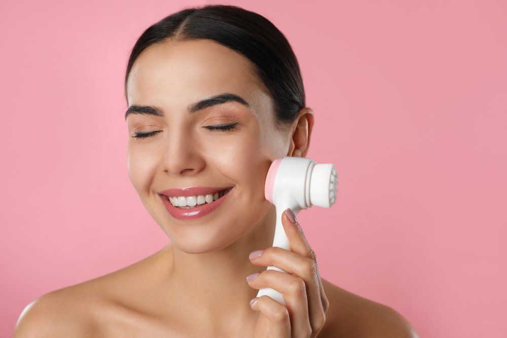Image of Chemical vs. Physical Exfoliation for Clear Skin