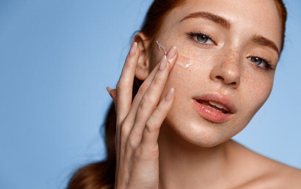 Image of Face Slugging: What Is It and How To Slug Your Face