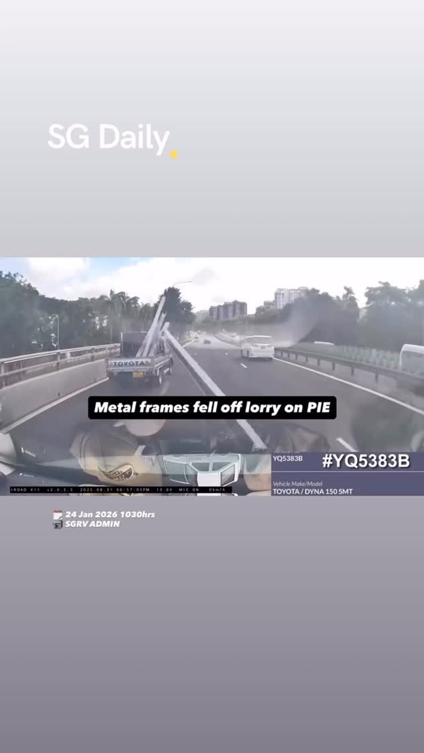 Cable trunking falls from lorry on PIE, narrowly misses vehicles