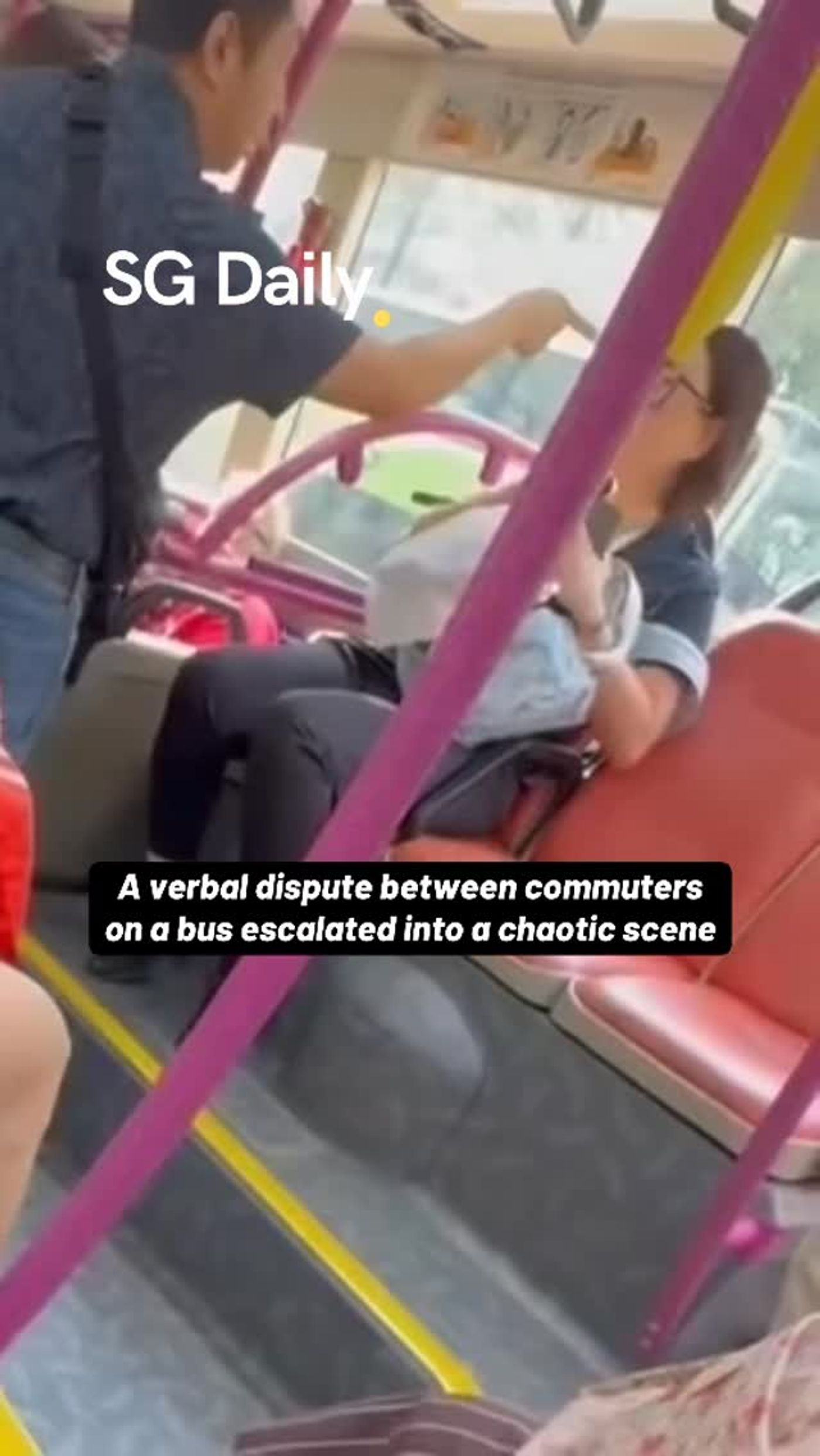 Verbal dispute between bus commuters escalates into chaotic scene