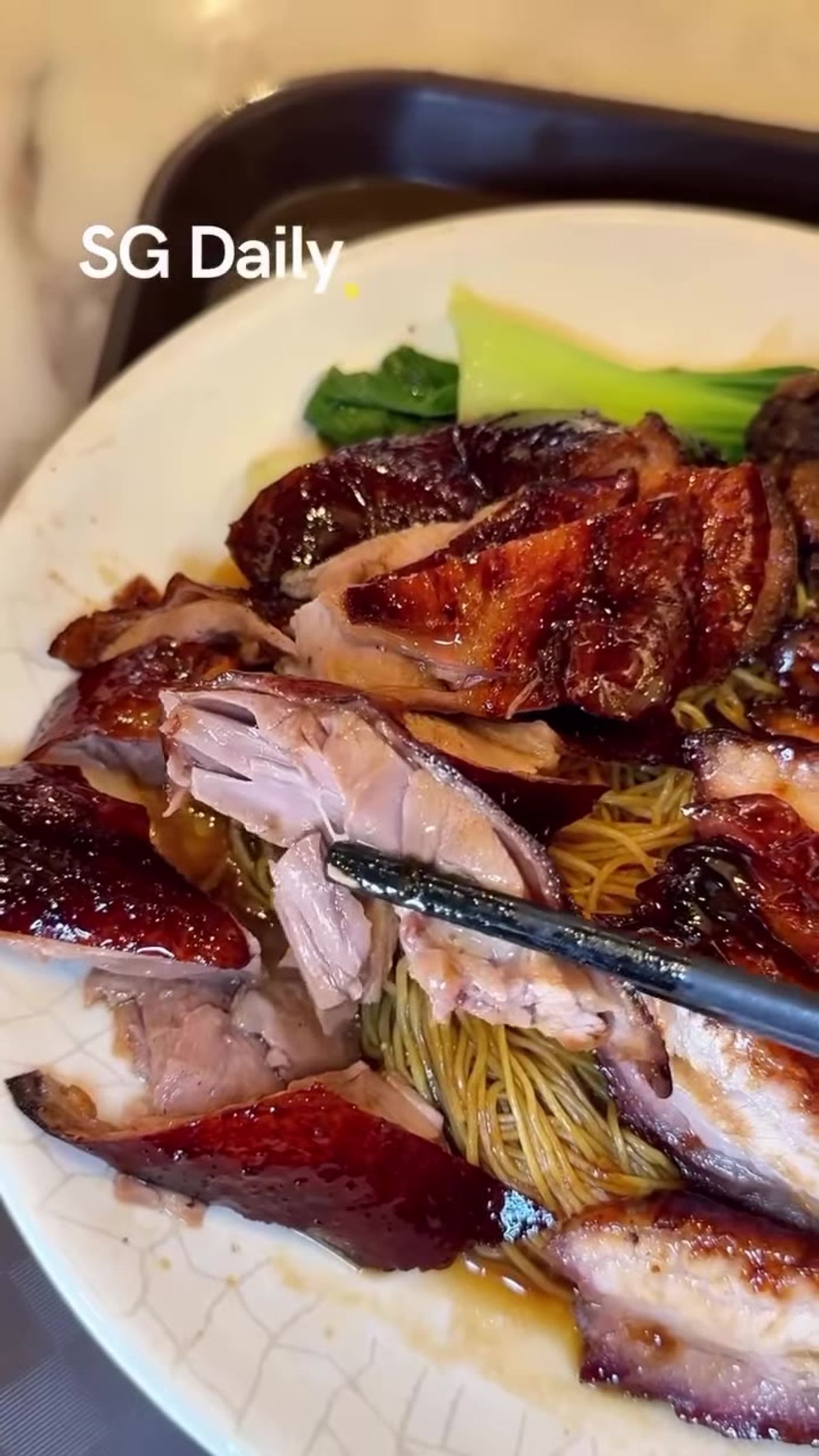 Roast meat served with noodles at Xiang Mei Roasted Meat