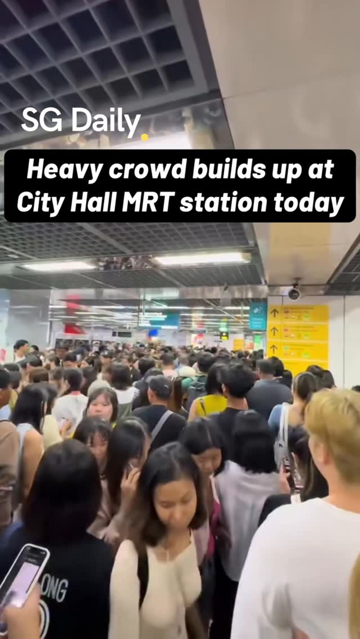Heavy crowd built up at City Hall MRT on 18 January 2026
