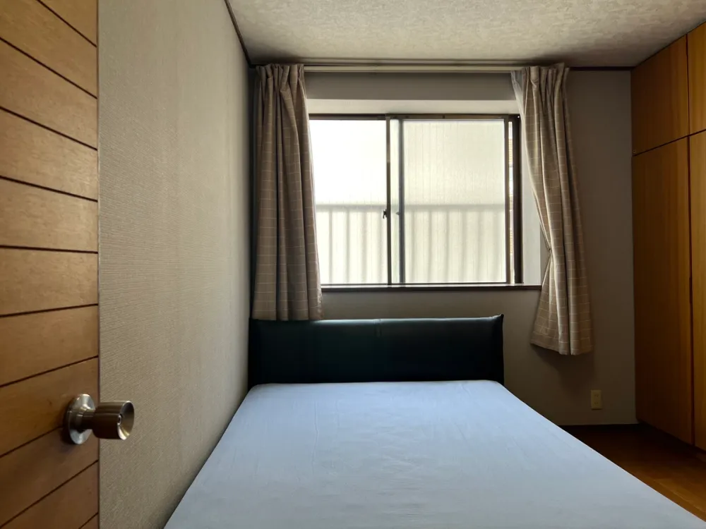 FULLY FURNISHED SHARE HOUSE NEAR DAIKOKUCHO STATION AND SHIN IMAMIYA STATION IN DOWNTOWN OSAKA FOR FOREIGNERS AND EXPATS