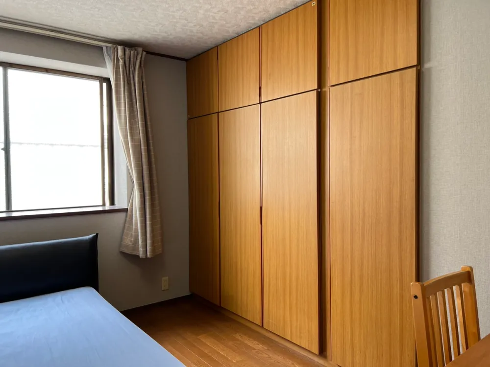 FULLY FURNISHED SHARE HOUSE NEAR DAIKOKUCHO STATION AND SHIN IMAMIYA STATION IN DOWNTOWN OSAKA FOR FOREIGNERS AND EXPATS