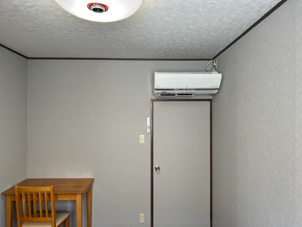 FULLY FURNISHED SHARE HOUSE NEAR DAIKOKUCHO STATION AND SHIN IMAMIYA STATION IN DOWNTOWN OSAKA FOR FOREIGNERS AND EXPATS