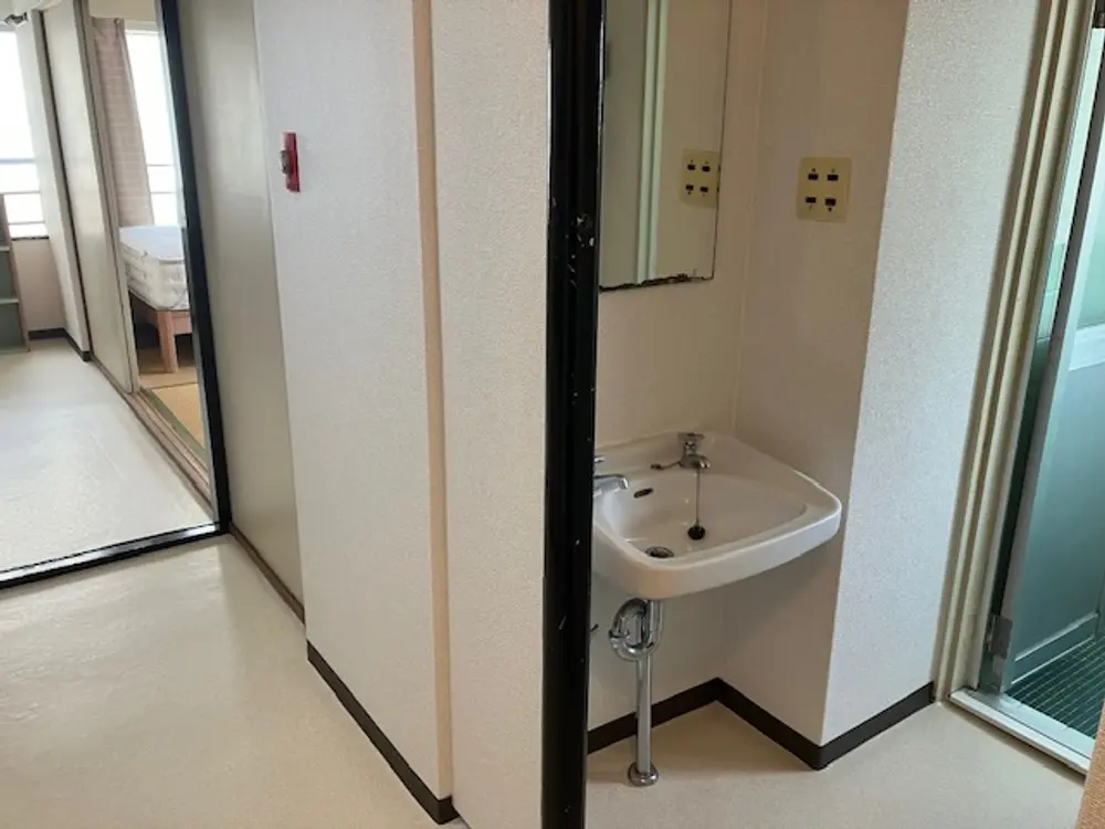 Comfortable Living in Osaka: cozy apartments for professionals, student housing, modern rentals in Osaka.