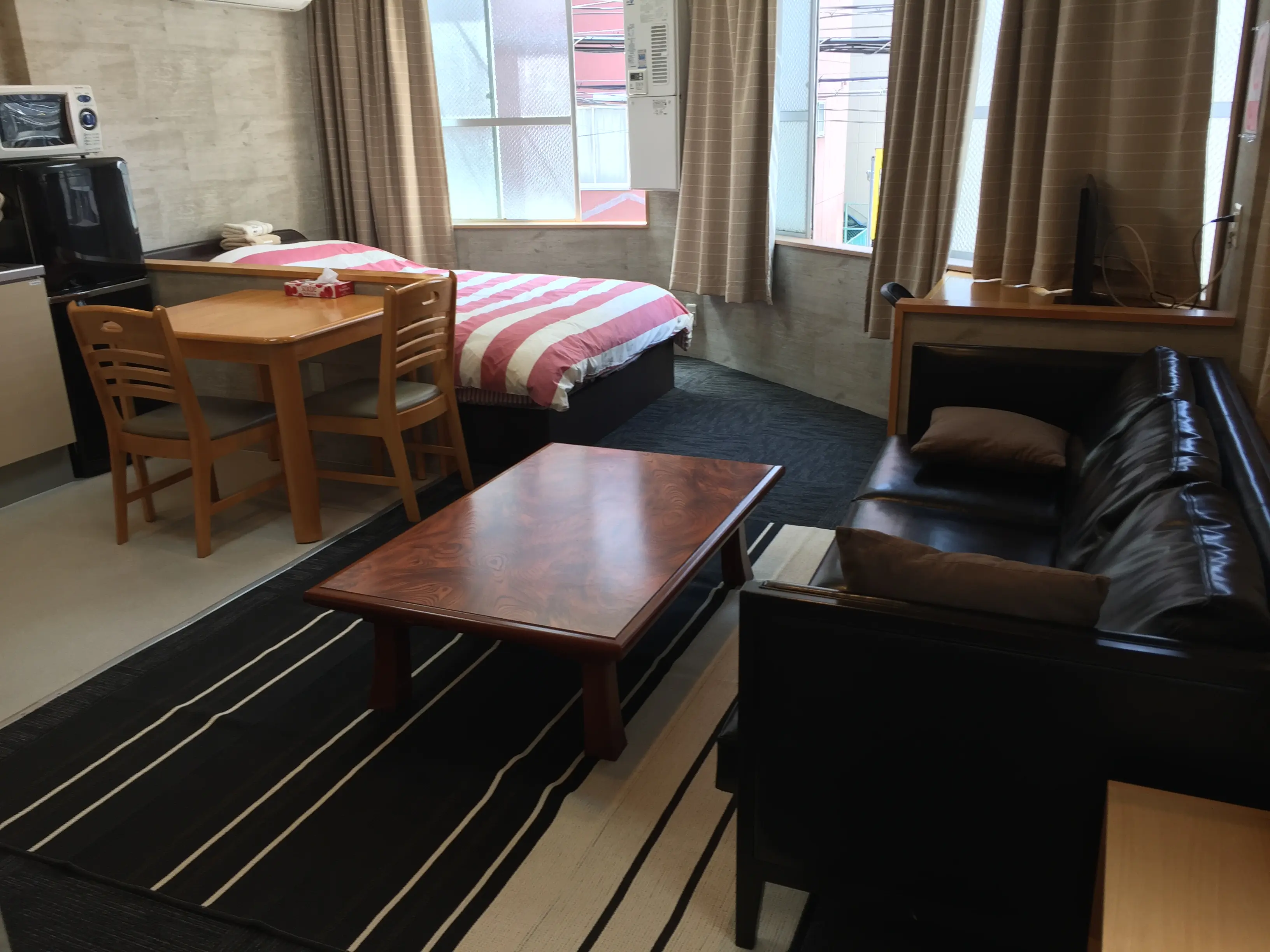 foreign friendly fully furnished private and share apartments in Osaka japan monthly apartments