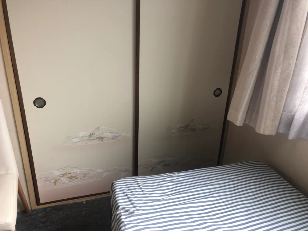 japanese style closet in share house for foreigners osaka apollo properties osaka japan furnished