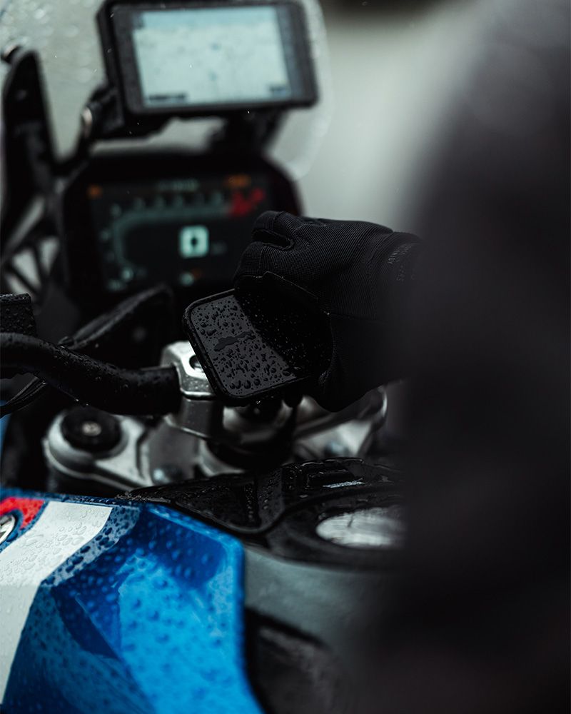 thumbnail image 2 of Quad Lock Motorcycle USB Charger - Weatherproof Power Adapter For Bike Mounts With Quick Charge 2.0 2 of 6