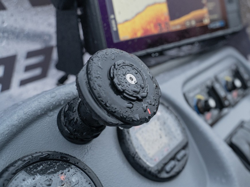 Quad Lock 360 Head 12V-24V Waterproof Wireless Charging Head