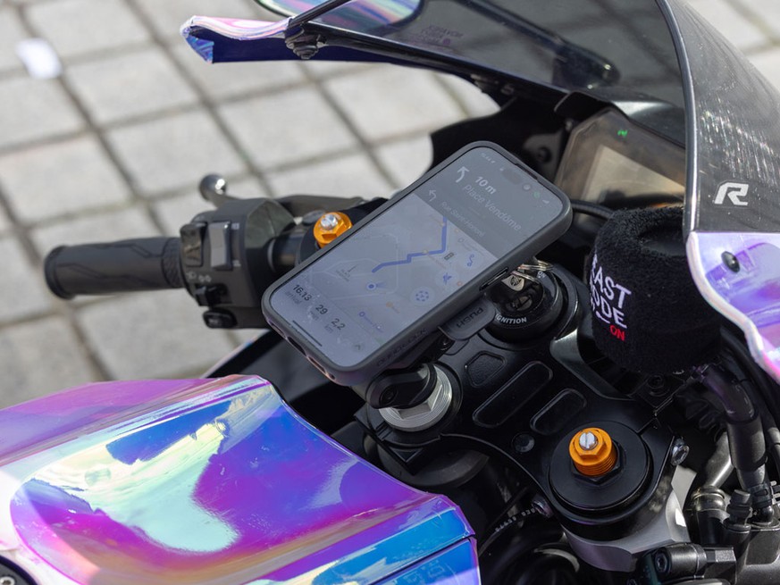 Motorcycle Kits - iPhone - Quad Lock USA - Official Store Motorcycle Kits - iPhone - Quad Lock USA - Official Store