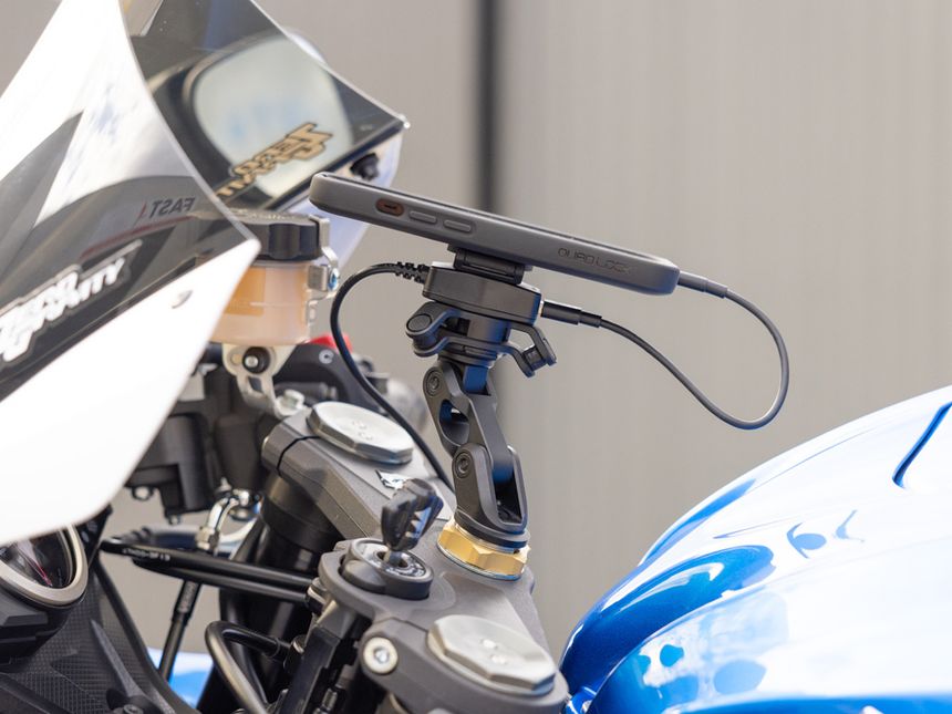 QUAD LOCK Motorcycle Fork Stem Mount Kit for Yamaha R7 for Sale