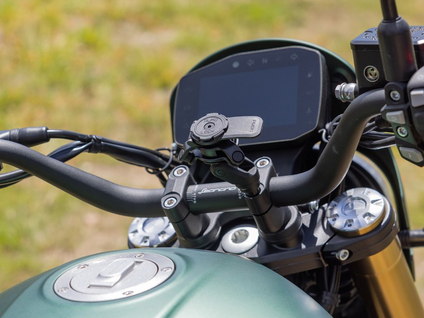 Motorcycle Kits Galaxy Quad Lock® Canada Official Store