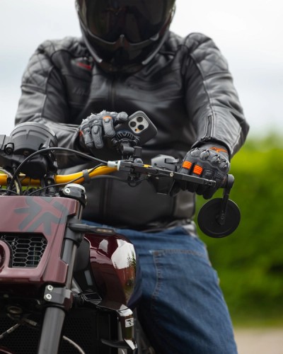 google pixel motorcycle commercial helmet Beasley HD Bubble Goggles The Bell Moto 3 Deathspray Full Face Helmet is one of the most iconic helmets in motorcyclings history Motorcycle - Brake/Clutch Mount -