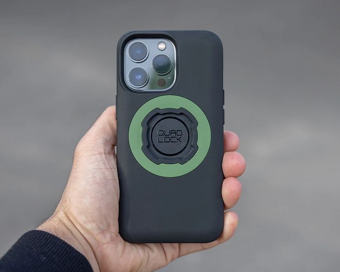 Quad Lock iPhone MAG case with Green Ring