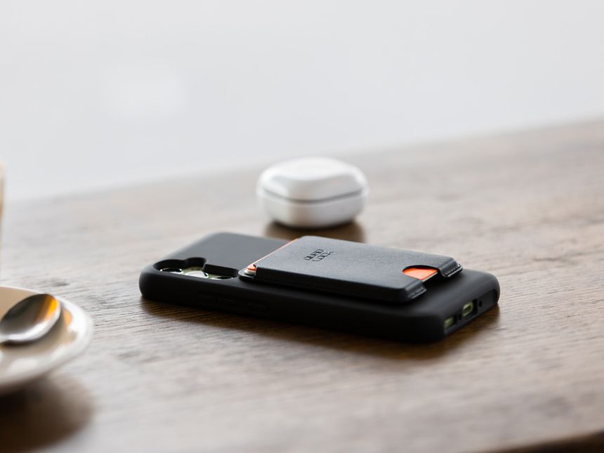 Quadlock MAG Smart Phone Case for iphone 15