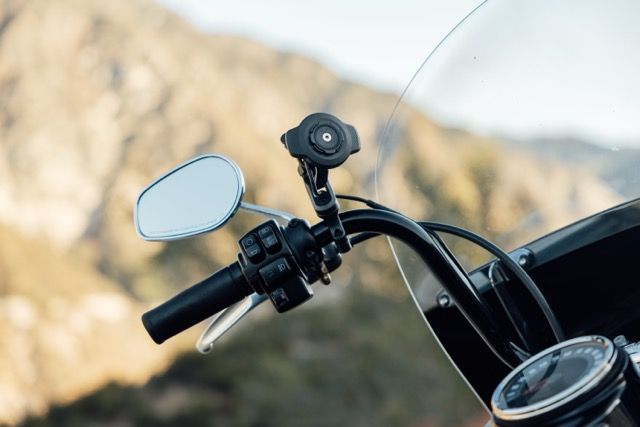 アクセサリー QUAD LOCK HANDLEBAR MOUNT PRO Quad Lock's Handlebar Mount Pro Is Now Fully Adjustable - Quad
