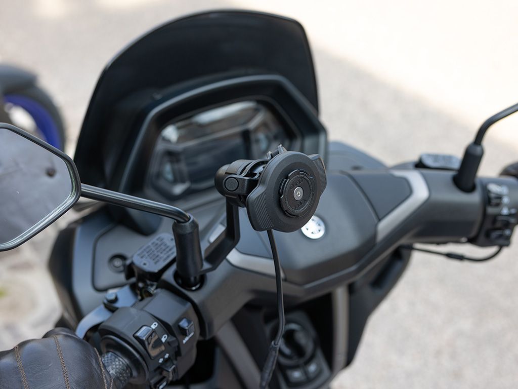 Motorcycle Kits - Oscar Piastri Edition - Quad Lock® USA