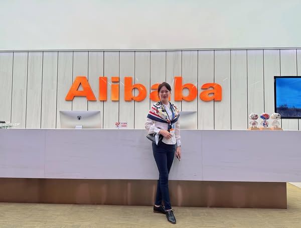 2023-获邀与Alibaba公司分享线上学习平台项目
