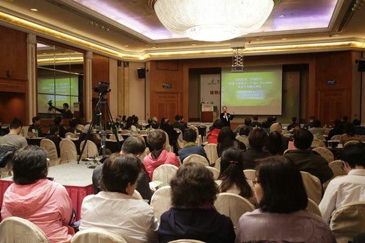 2016-与健鹤药业联办健康教育讲座