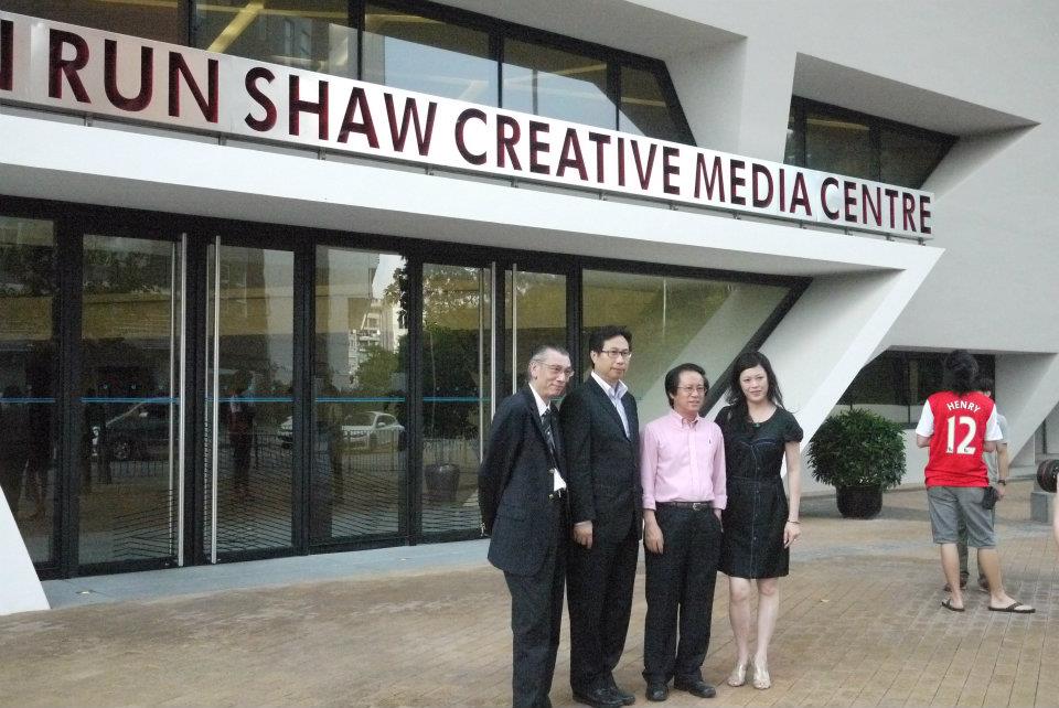 2013-与城市大学何舟博士达成课程合作框架