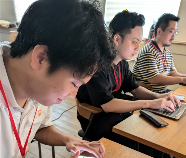 審査員様子