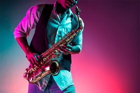 Cómo la invención del saxofón cambió la música en el mundo