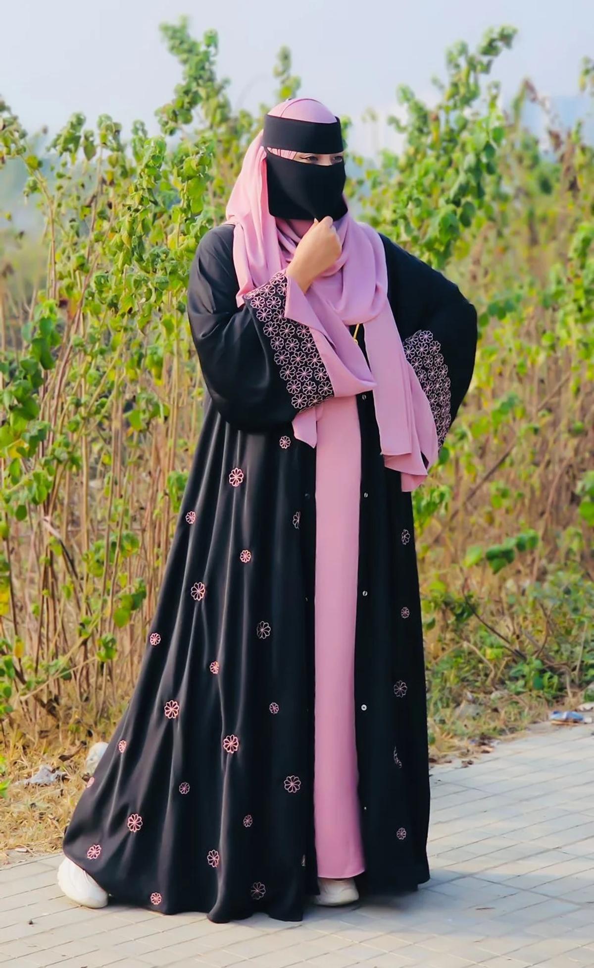 ব্ল্যাক