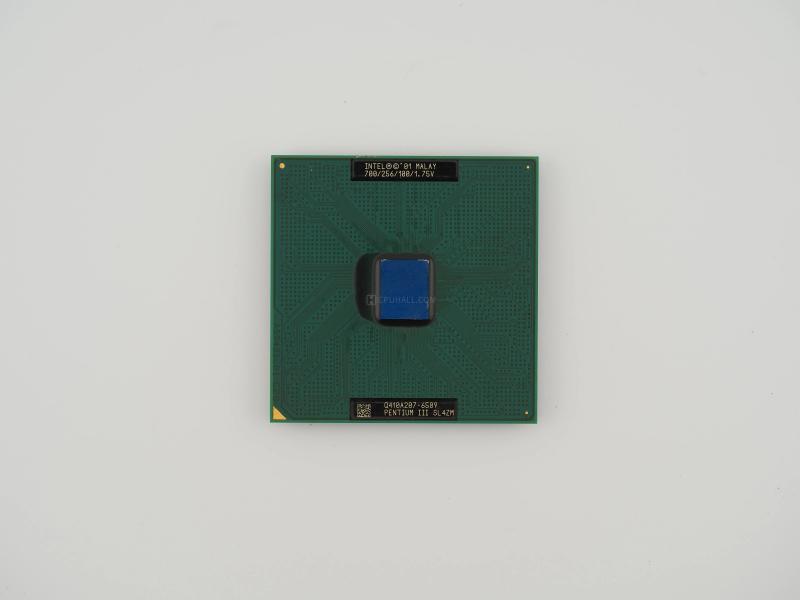Intel Pentium III 700 (SL4ZM)