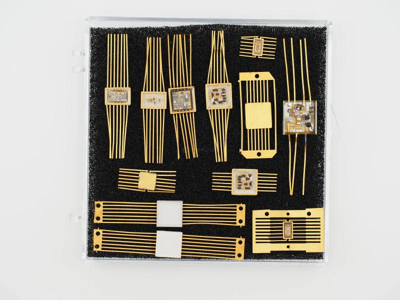 Micropac Aerospace & Military Flat-Pack Logic