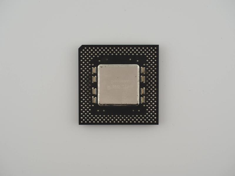 Intel Mobile Pentium MMX 233