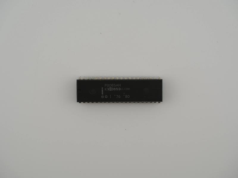 Intel P8085AH