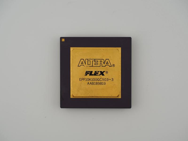 Altera Flex EPF10K100GC503-3