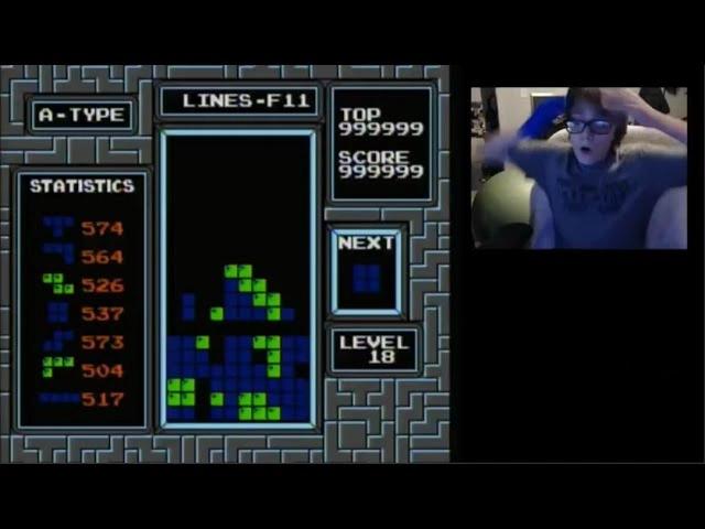 Willis Gibson alias Blue Scuti dosáhl nemožného. V pouhých 38 minutách rozbil Tetris!